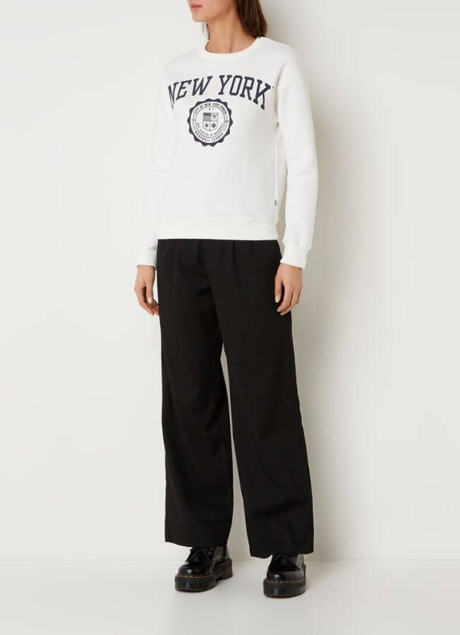 America Today Dames Sweater Sandy Wit