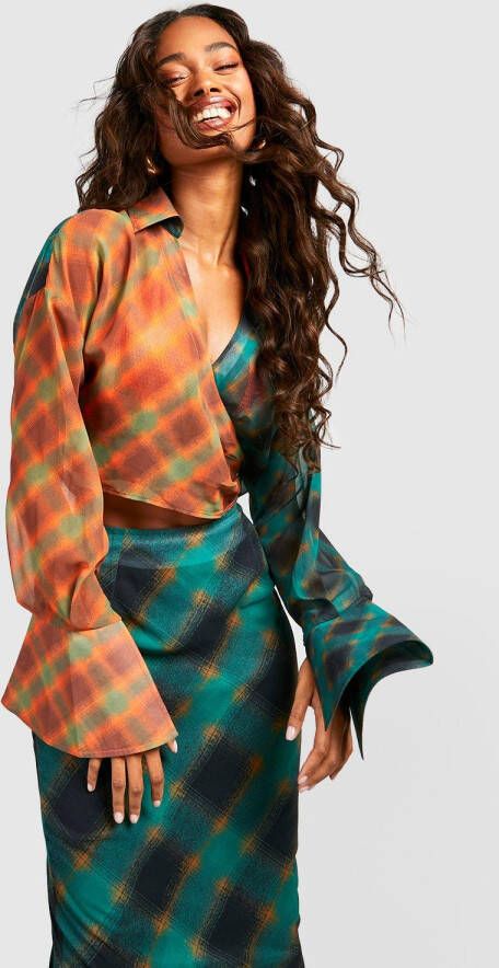 boohoo Korte Gesplitste Geruite Geweven Wikkel Blouse, Khaki