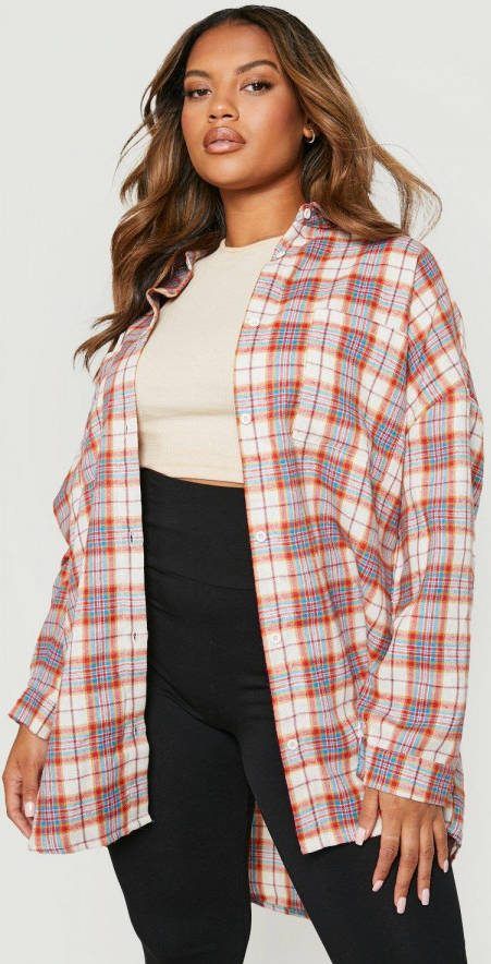 boohoo Plus Geborstelde Geruite Oversized Boyfriend Blouse, Cream
