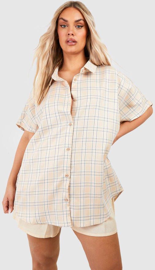 boohoo Plus Oversized Geruite Blouse Met Korte Mouwen, Stone